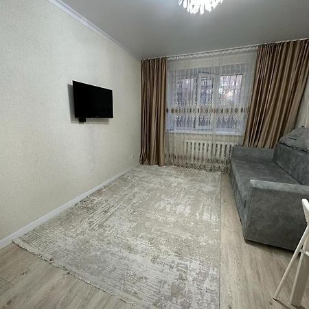 Ferienwohnung Аэропорт 5 Минут Astana Exterior foto